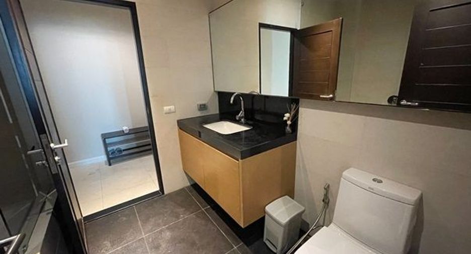 Condo en alquiler de 2 habitaciones en Watthana, Bangkok