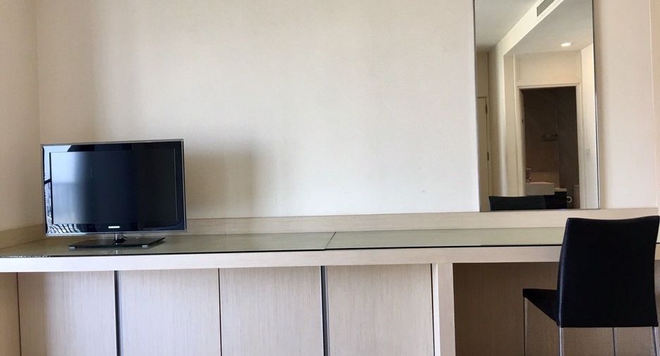 Condo en alquiler de 1 habitaciones en Khlong Toei, Bangkok