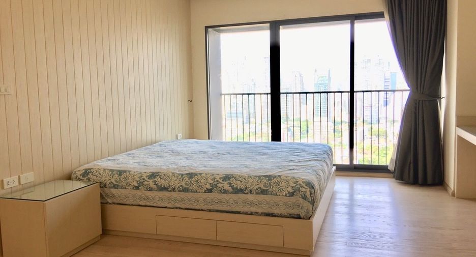 For rent 1 bed condo in Khlong Toei, Bangkok