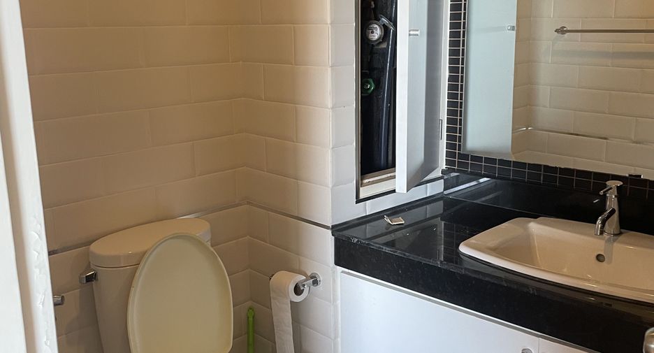 Apartment zur Miete mit 3 Zimmer in Khlong Toei, Bangkok