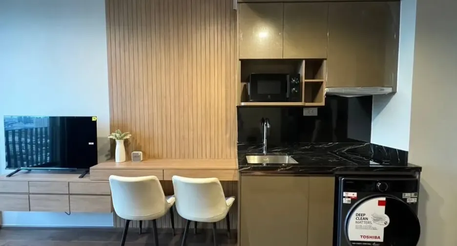 For rent 1 bed condo in Khlong Toei, Bangkok