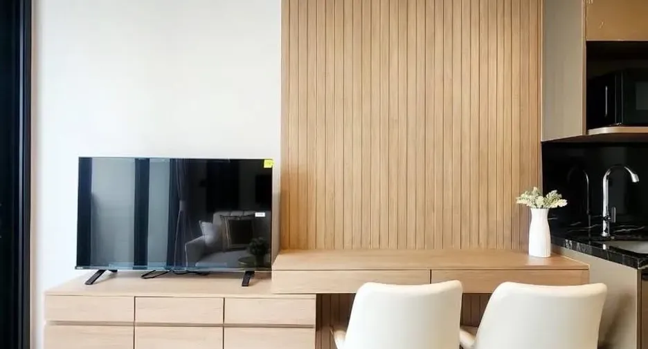 For rent 1 bed condo in Khlong Toei, Bangkok