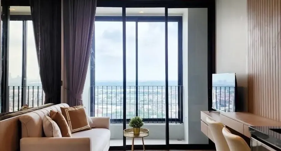 For rent 1 bed condo in Khlong Toei, Bangkok