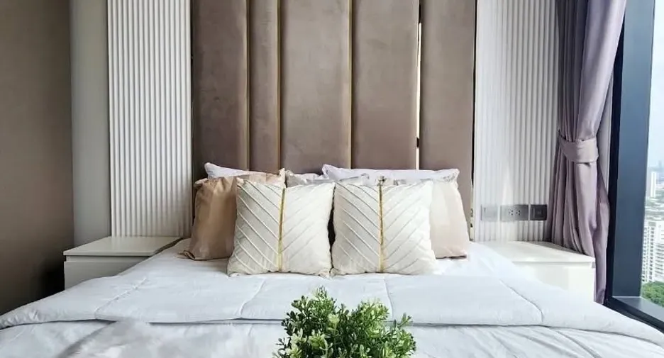 For rent 1 bed condo in Khlong Toei, Bangkok