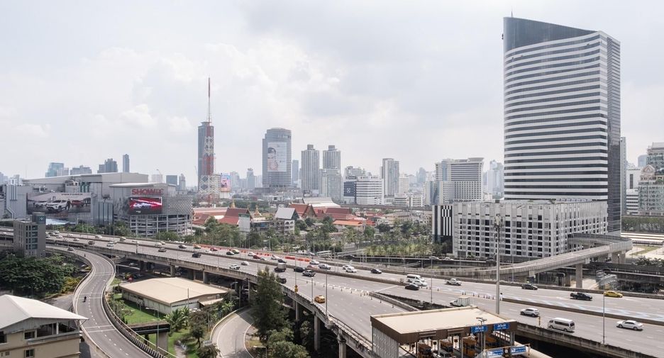 For rent 1 bed condo in Huai Khwang, Bangkok