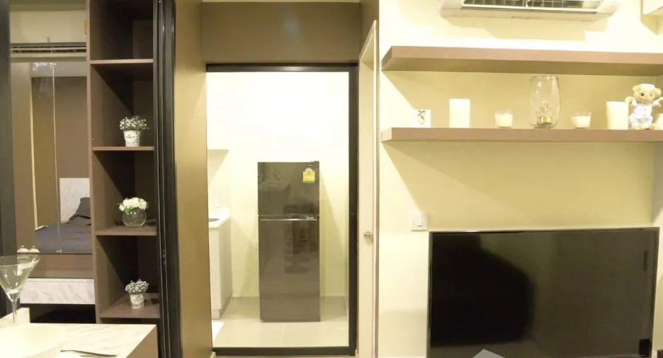 For rent 1 bed condo in Watthana, Bangkok