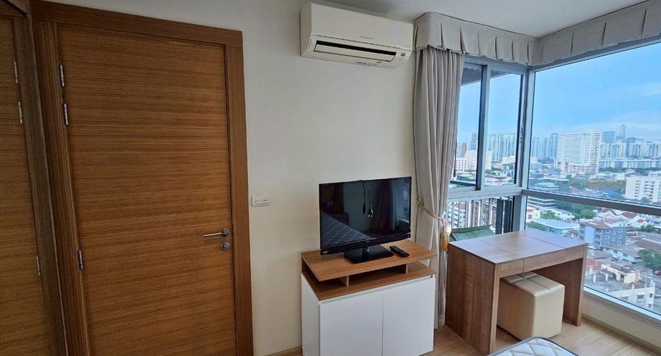 Wohnung zur Miete mit 1 Zimmer in Huai Khwang, Bangkok