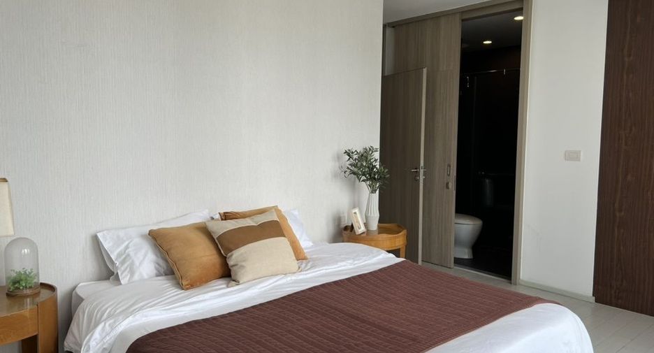 For rent 2 ベッドルーム condo in Pathum Wan, Bangkok