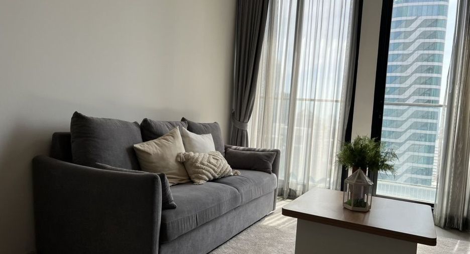 Wohnung zur Miete mit 2 Zimmer in Pathum Wan, Bangkok