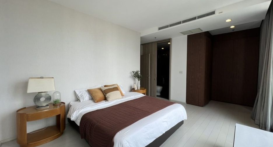 For rent 2 ベッドルーム condo in Pathum Wan, Bangkok