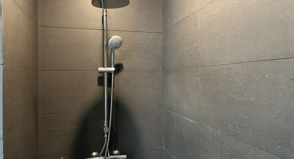 Wohnung zur Miete mit 2 Zimmer in Pathum Wan, Bangkok