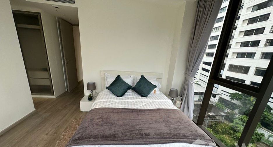 For rent 2 bedrooms condo in Khlong Toei, Bangkok