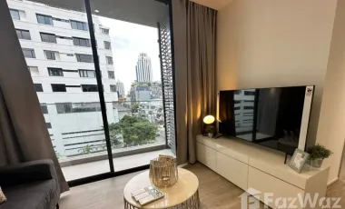 For rent 2 bedrooms condo in Khlong Toei, Bangkok