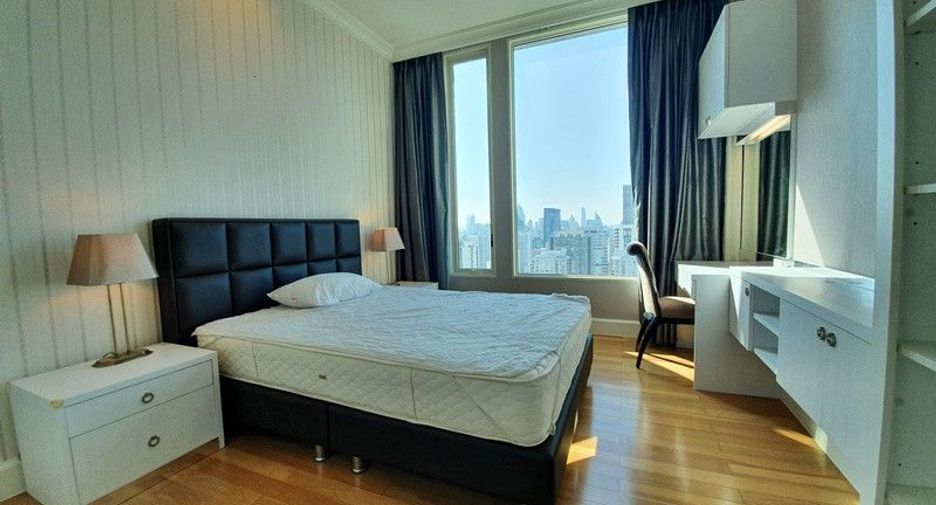 Wohnung zur Miete mit 4 Zimmer in Watthana, Bangkok