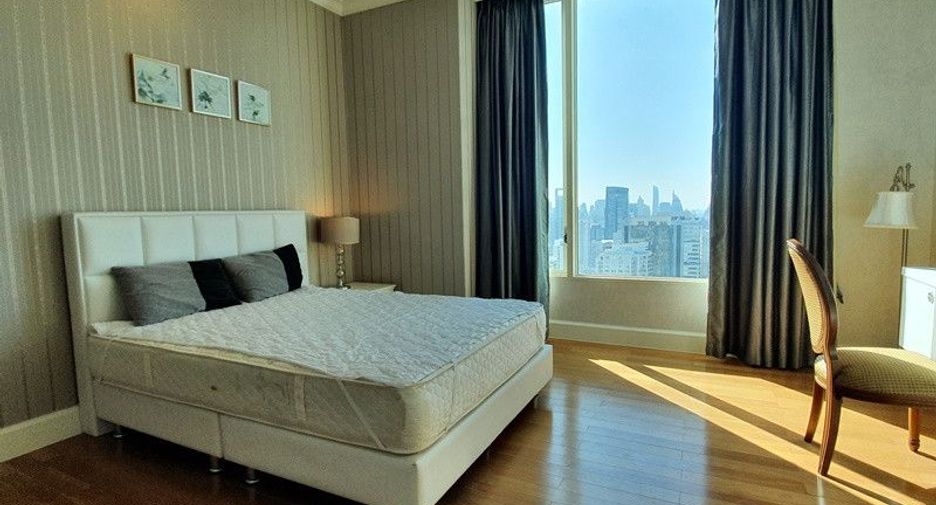 Wohnung zur Miete mit 4 Zimmer in Watthana, Bangkok