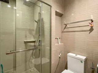 Wohnung zur Miete mit 1 Zimmer in Huai Khwang, Bangkok