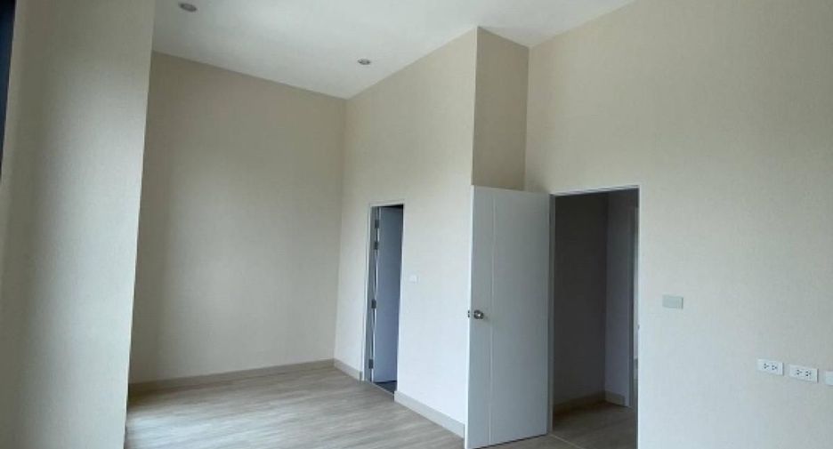 Casa en alquiler de 2 habitaciones en Saphan Sung, Bangkok