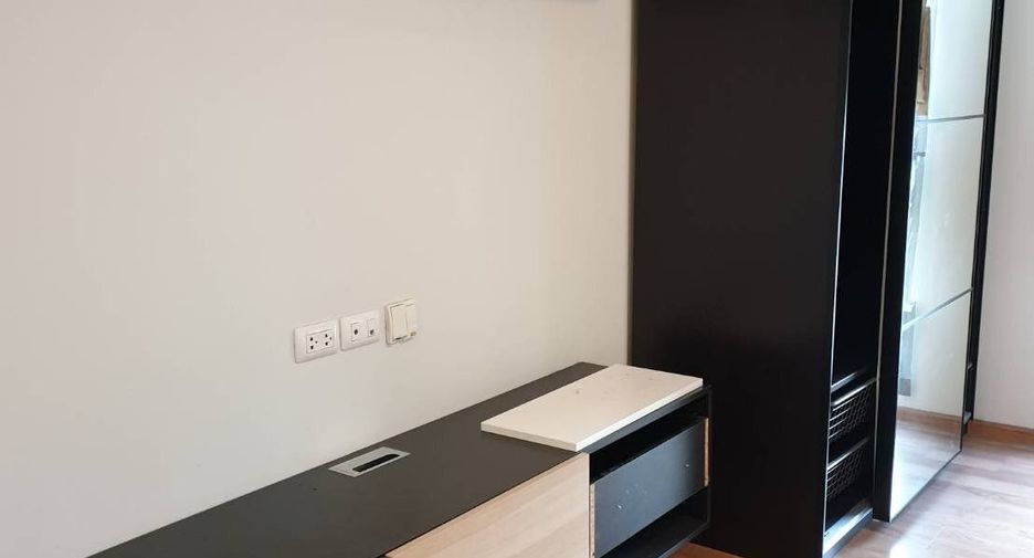 For rent 1 bed condo in Mueang Samut Prakan, Samut Prakan