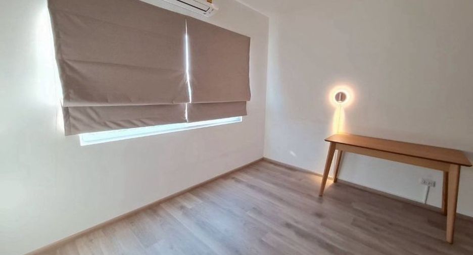 For rent 2 ベッドルーム townhouse in Bang Phli, Samut Prakan