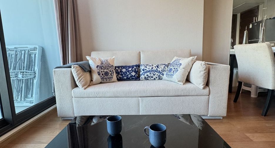 For rent 1 bed condo in Sathon, Bangkok