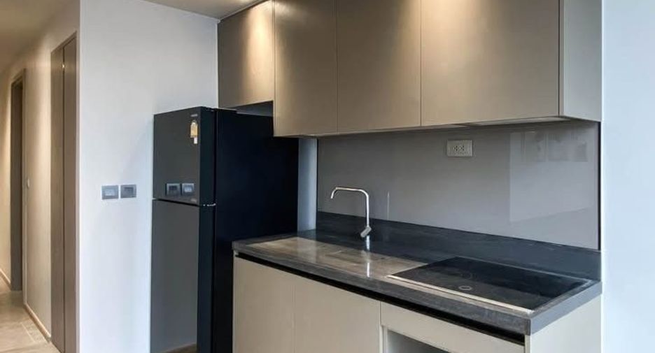 For rent 2 ベッドルーム condo in Huai Khwang, Bangkok