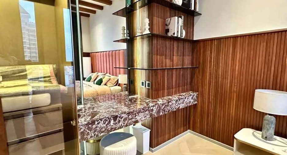 For rent 1 bed condo in Sathon, Bangkok