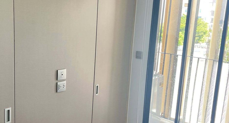 Condo en alquiler de 1 habitaciones en Wang Thonglang, Bangkok