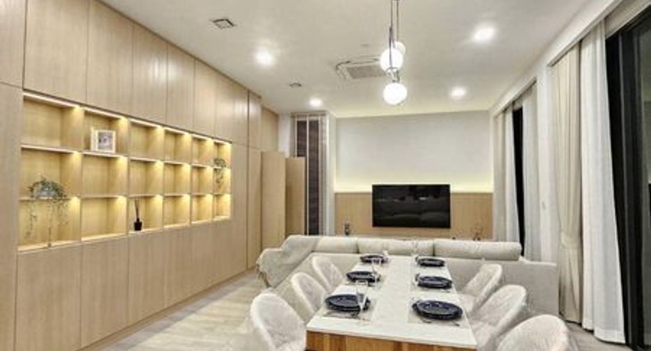 For rent 4 bedrooms house in Saphan Sung, Bangkok