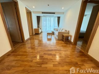 Apartamento en alquiler de 3 habitaciones en Khlong Toei, Bangkok
