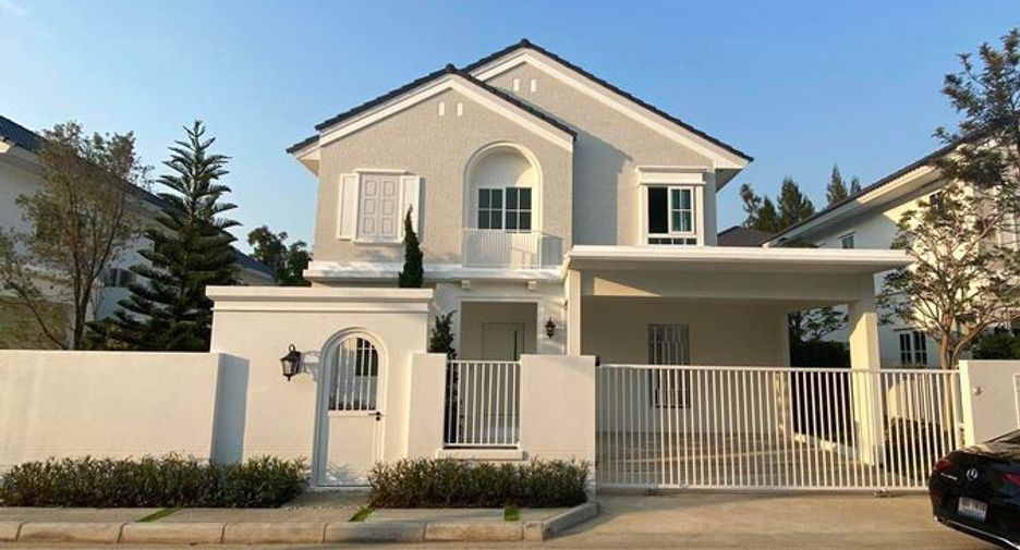 Haus zur Miete mit 3 Zimmer in Bang Phli, Samut Prakan