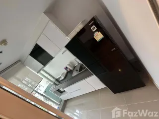 Аренда 2 спальни кондо в Хуаи Кхщанг, Бангкок
