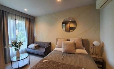Wohnung zur Miete mit Studio in Huai Khwang, Bangkok