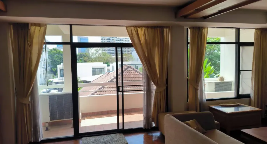 Wohnung zur Miete mit 3 Zimmer in Khlong Toei, Bangkok
