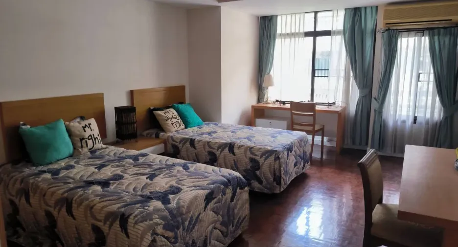 Wohnung zur Miete mit 3 Zimmer in Khlong Toei, Bangkok