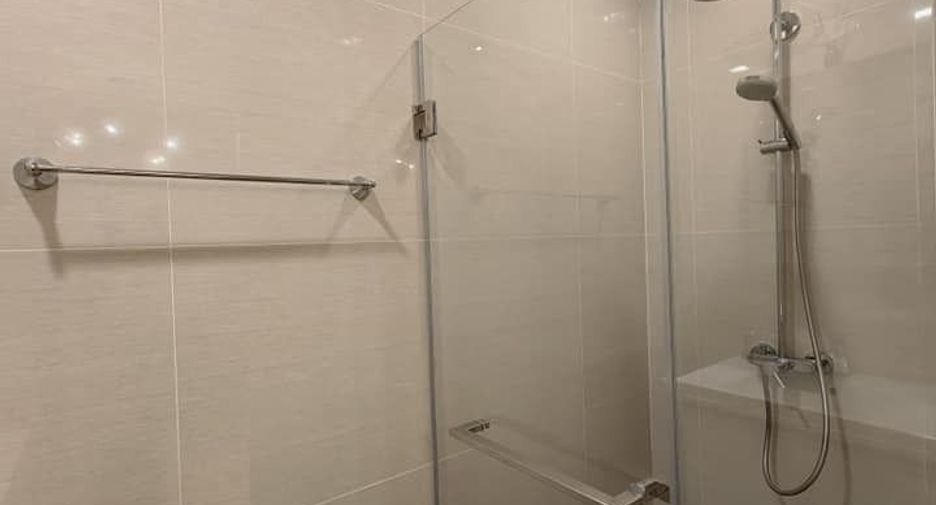 For rent studio condo in Khlong Toei, Bangkok