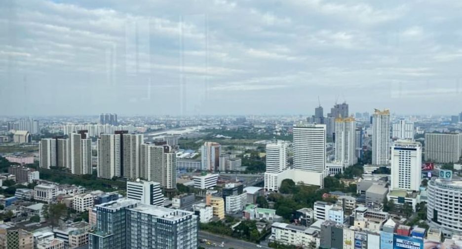 For rent 1 bed condo in Huai Khwang, Bangkok