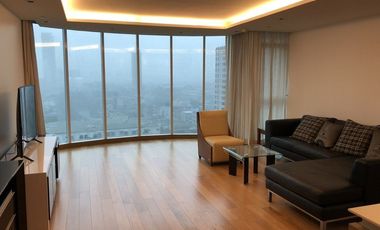 For rent 2 bedrooms condo in Phaya Thai, Bangkok