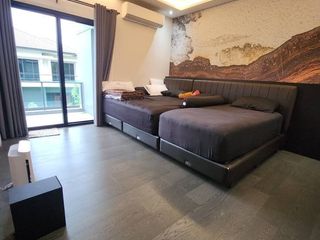 Аренда 5 спальни дом в Bang Phli, Самутпракан