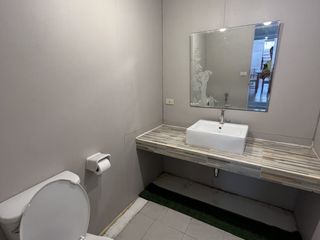 Casa en alquiler de 4 habitaciones en Lat Phrao, Bangkok