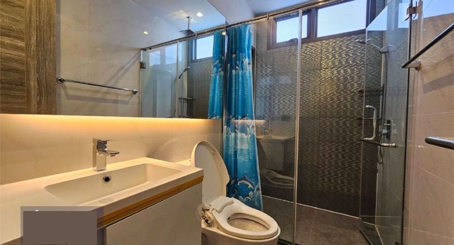 Wohnung zur Miete mit 1 Zimmer in Phra Khanong, Bangkok