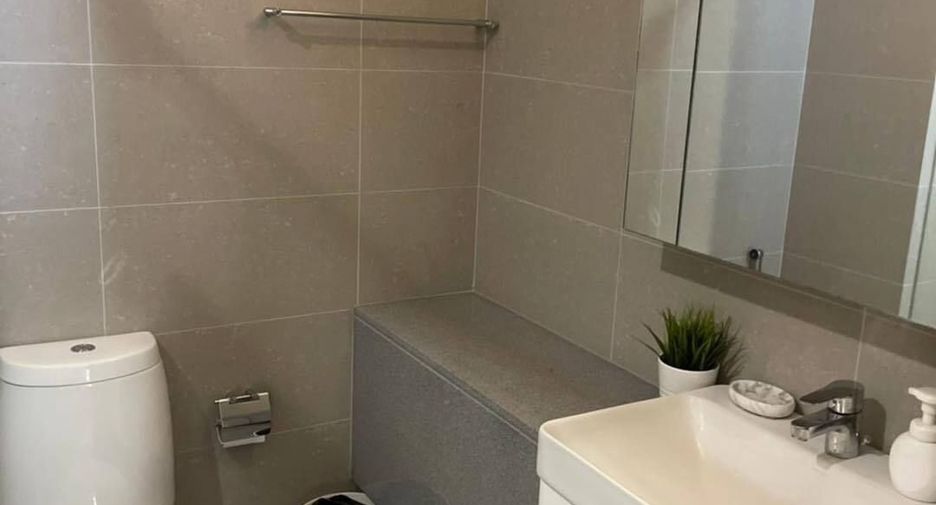 For rent 1 bed condo in Pathum Wan, Bangkok