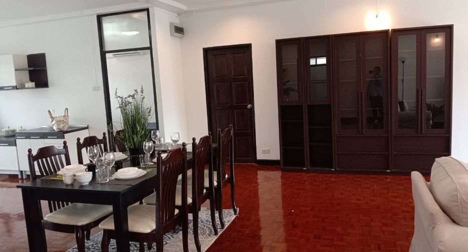 For rent 3 bedrooms condo in Watthana, Bangkok