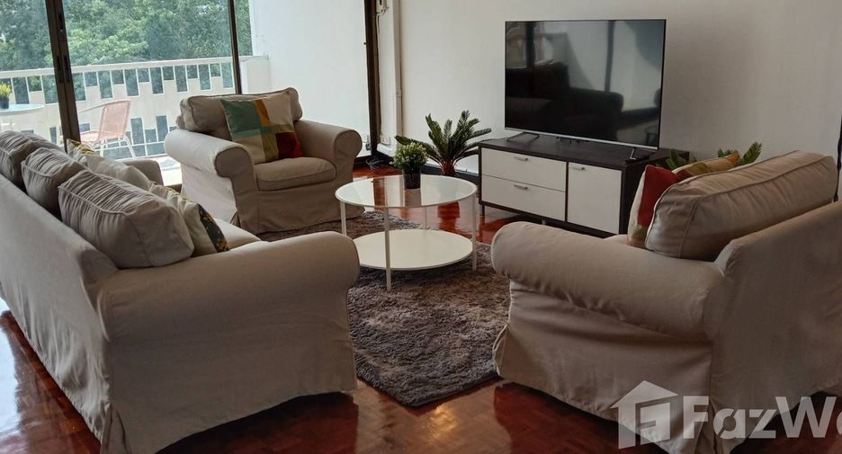 For rent 3 bedrooms condo in Watthana, Bangkok
