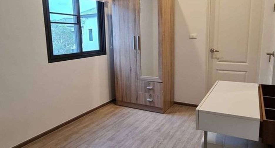 For rent 3 bedrooms house in Bang Phli, Samut Prakan