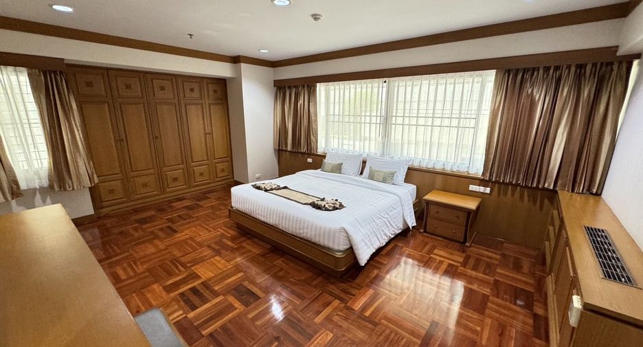Apartamento en alquiler de 3 habitaciones en Watthana, Bangkok