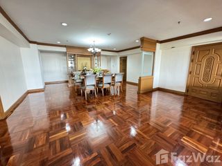 À louer 3 chambres appartement à Watthana, Bangkok