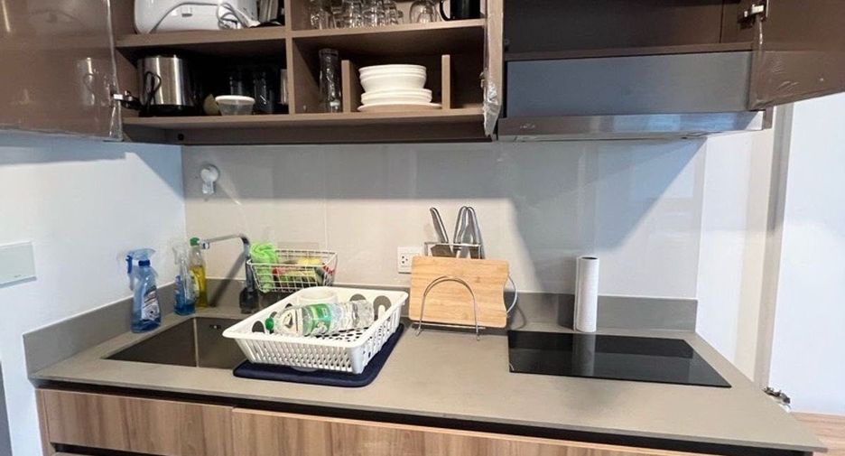 For rent 1 bed condo in Watthana, Bangkok