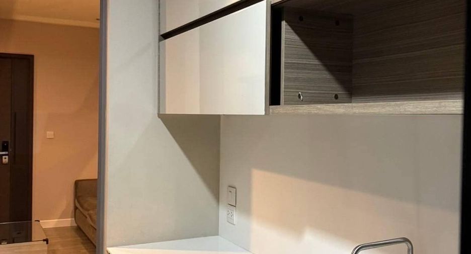 For rent 1 bed condo in Bang Rak, Bangkok