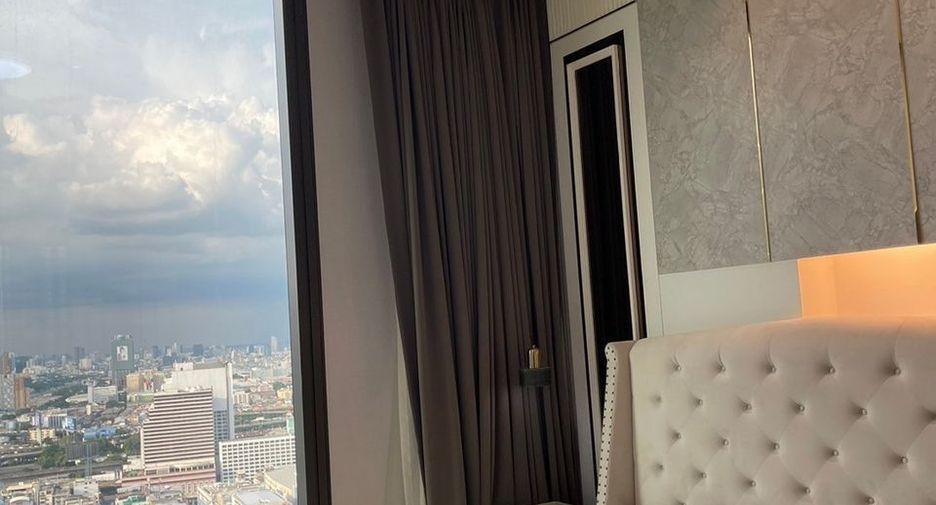 À louer 2 chambres condo à Pathum Wan, Bangkok