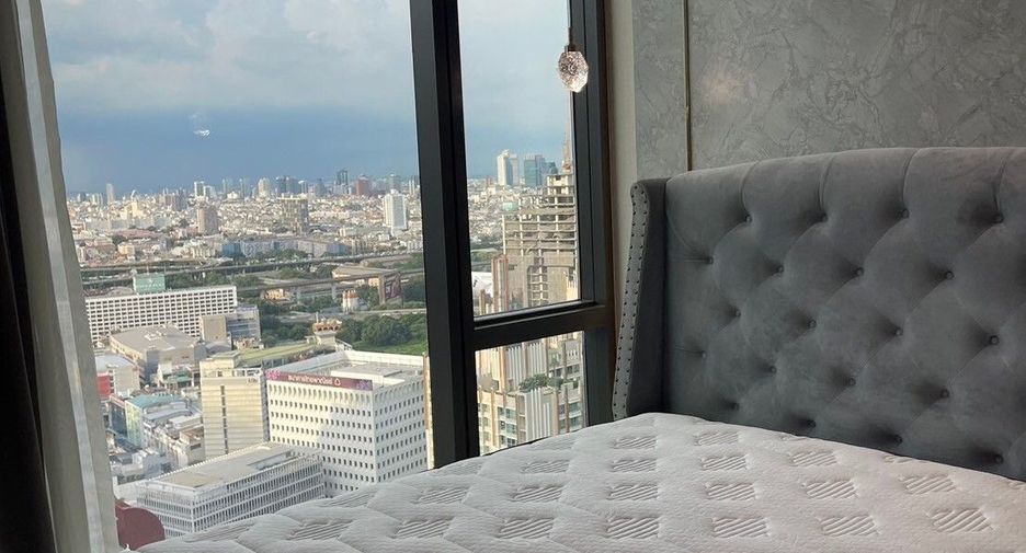 À louer 2 chambres condo à Pathum Wan, Bangkok